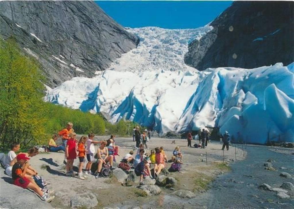 Glaciers in Norway by helicopter - Briksdals glaciers